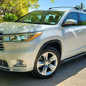 Toyota Highlander 2015
