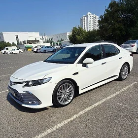 Toyota Camry 2023