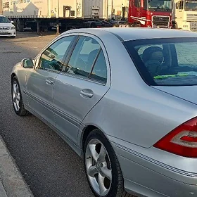 Mercedes-Benz E280 2006