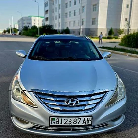 Hyundai Sonata 2012