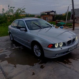 BMW E39 2003