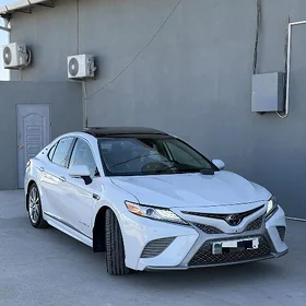 Toyota Camry 2020
