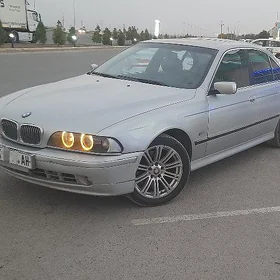 BMW E39 2002