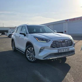 Toyota Highlander 2022