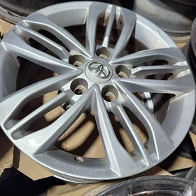 16 azyada camry