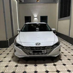 Hyundai Elantra 2021