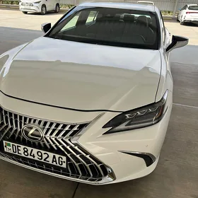 Lexus ES 350 2021