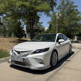Toyota Camry 2023