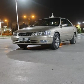 Toyota Camry 2000