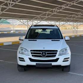 Mercedes-Benz ML500 2011