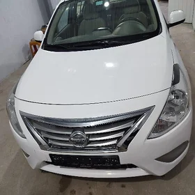 Nissan Sunny 2022