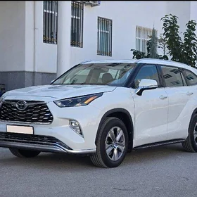 Toyota Highlander 2023