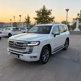 Toyota Land Cruiser 2023