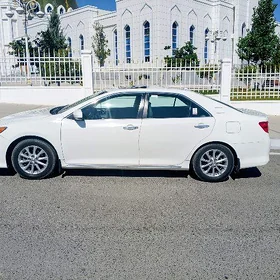 Toyota Camry 2012
