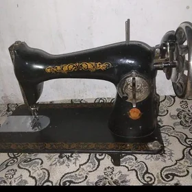 gadymy.ayak.maşyn