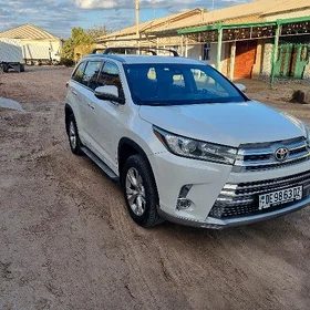 Toyota Highlander 2017