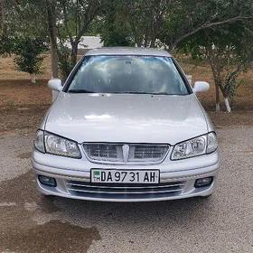 Nissan Sunny 2002