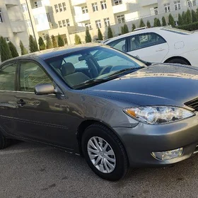 Toyota Camry 2003
