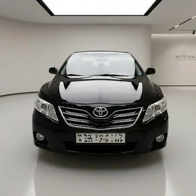 Toyota Camry 2011