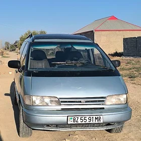 Toyota Previa 1991