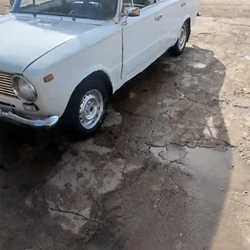 Lada 2104 1983