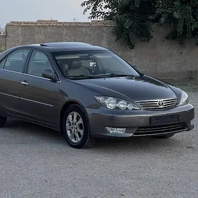 Toyota Camry 2004