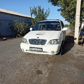 Kia Carnival 2002