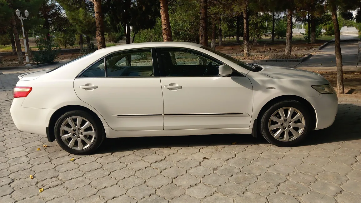 Toyota Camry 2008 - 1