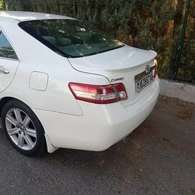 Toyota Camry 2010