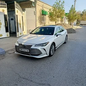 Toyota Avalon 2019