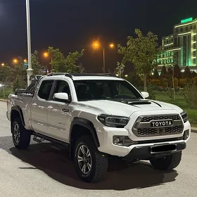 Toyota Tacoma 2017