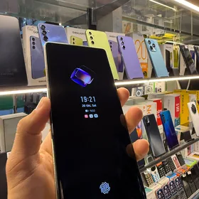 Infinix note 40 pro