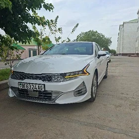 Kia K5 2021