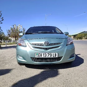 Toyota Yaris 2008