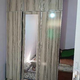 продаю