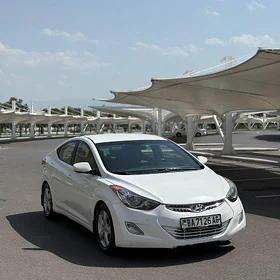 Hyundai Elantra 2011