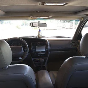 Toyota Avalon 1998