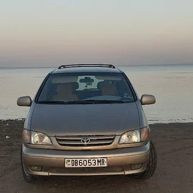 Toyota Sienna 2002