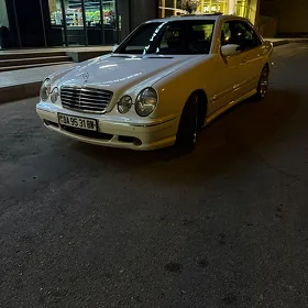 Mercedes-Benz E320 2000