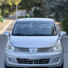 Nissan Versa 2009