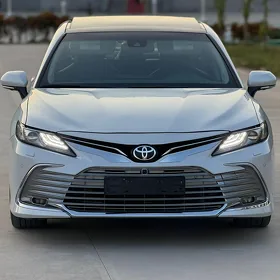 Toyota Camry 2023