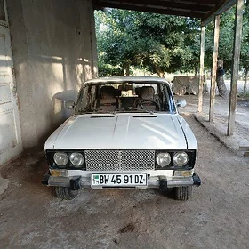 Lada 2106 1982