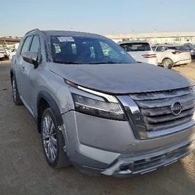 Nissan Pathfinder 2023