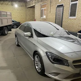Mercedes-Benz CLA 2013