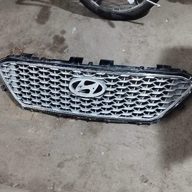 HYUNDAI SANATA