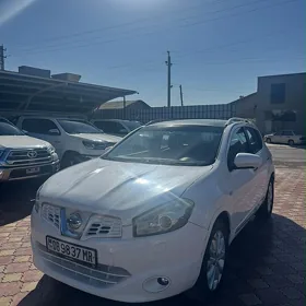 Nissan Qashqai 2012