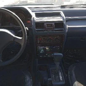 Mitsubishi Pajero 1996