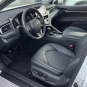 Toyota Camry 2022