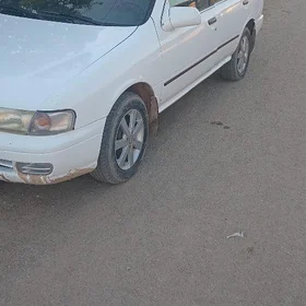 Nissan Sunny 1998
