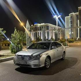 Toyota Avalon 2011